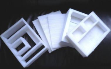 為什麼(me)珍珠棉(mian)會變黃(huang)？西安珍(zhen)珠棉廠(chang)家甲盾(dun)材料來(lai)告訴你(ni)！